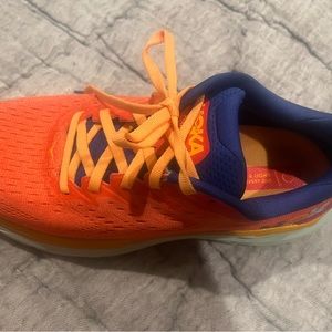 Hoka Fiesta Clifton 8 NWOT and no box. (Size8)